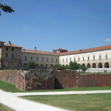 Apartment Royal Milano Linate